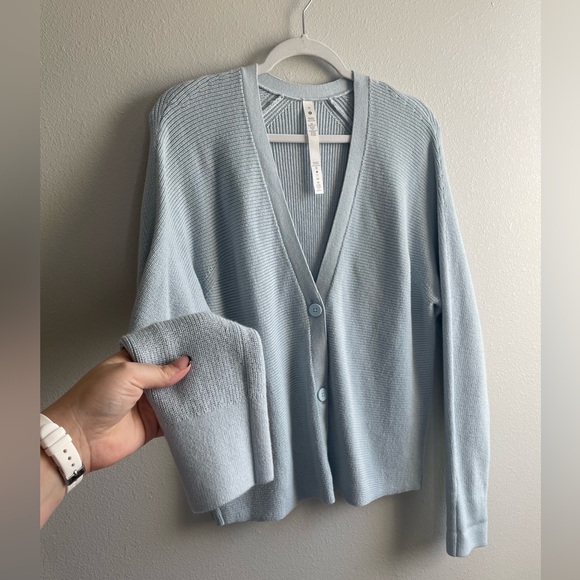 Lululemon Merino Wool- Blend Cradigan Powder Blue Color Size 10 - Picture 5 of 10